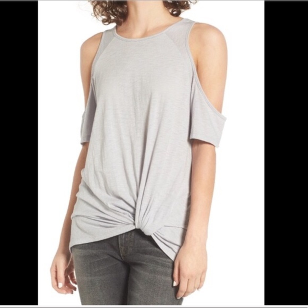 BP cold shoulder twist top
